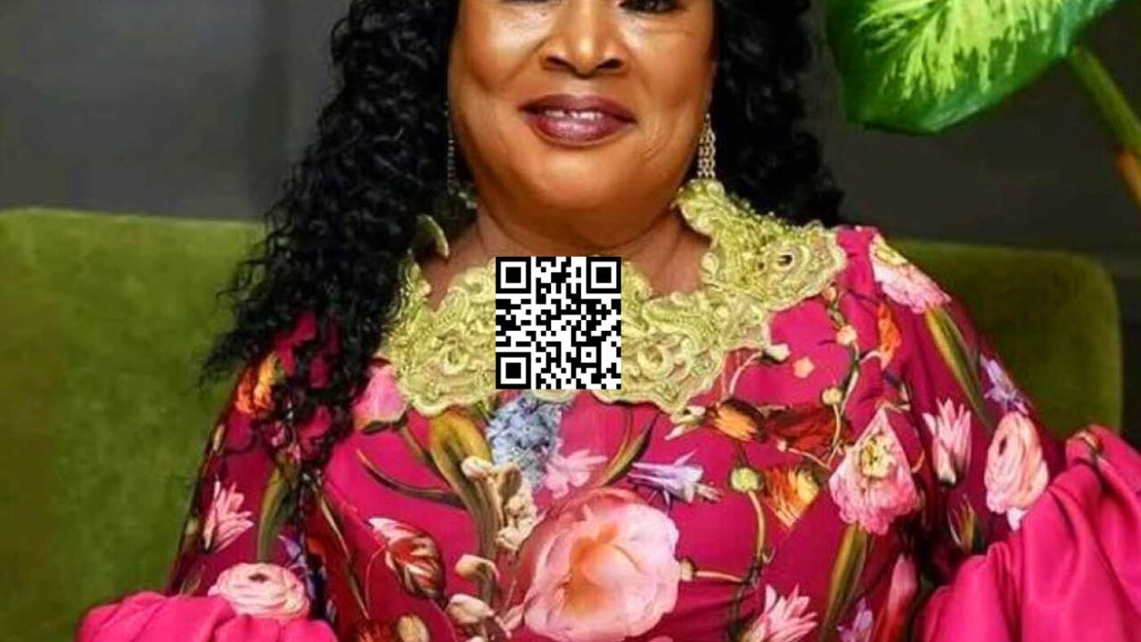 Maame Tiwaa Death & Biography: Age, Hometown, Family, Children, Education, Death, Career As Lead Vocalist of Yaw Sarpong & Asomafo